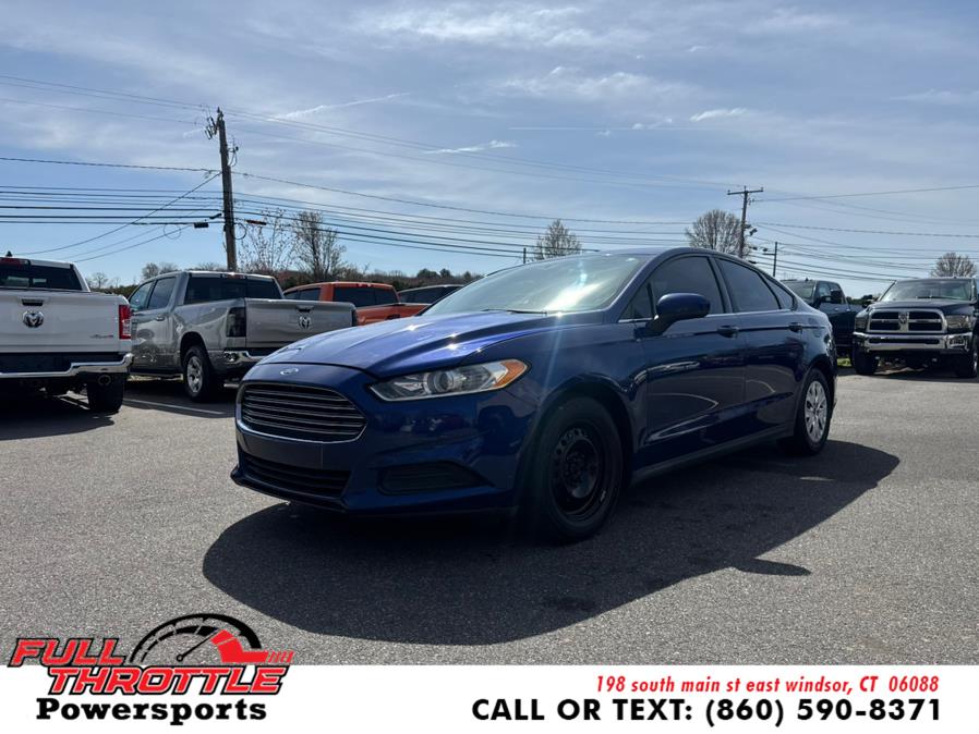 2013 Ford Fusion S photo