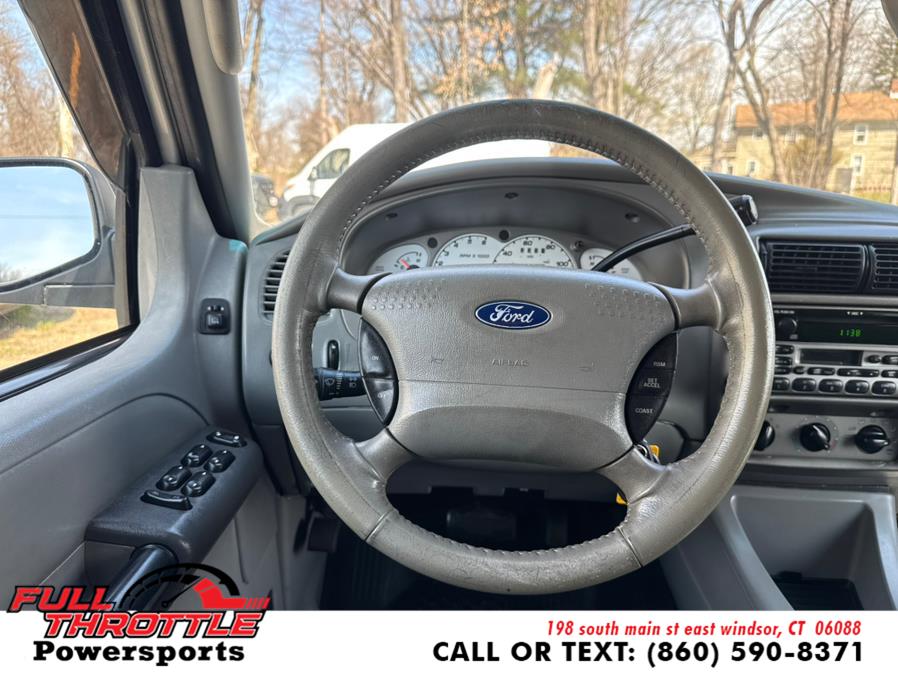 2003 Ford Explorer Sport Trac XLS photo