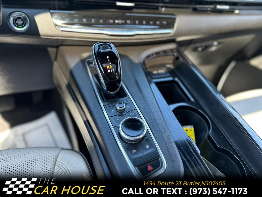 2021 Cadillac Escalade 4WD 4dr Sport photo