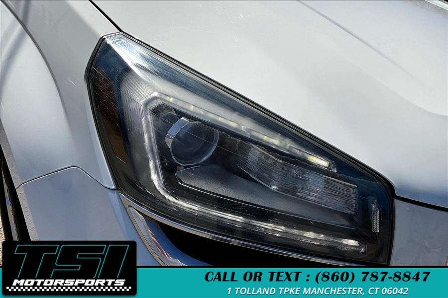 2015 GMC Acadia AWD 4dr SLE w/SLE-1 photo