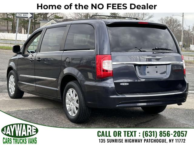 2014 Chrysler Town & Country Touring photo