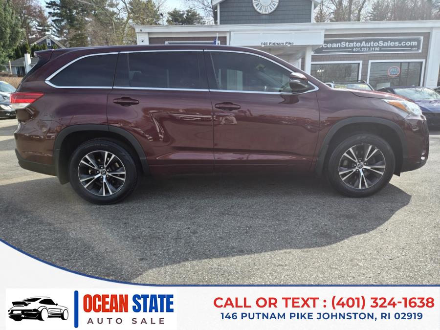 2018 Toyota Highlander LE V6 AWD (Natl) photo