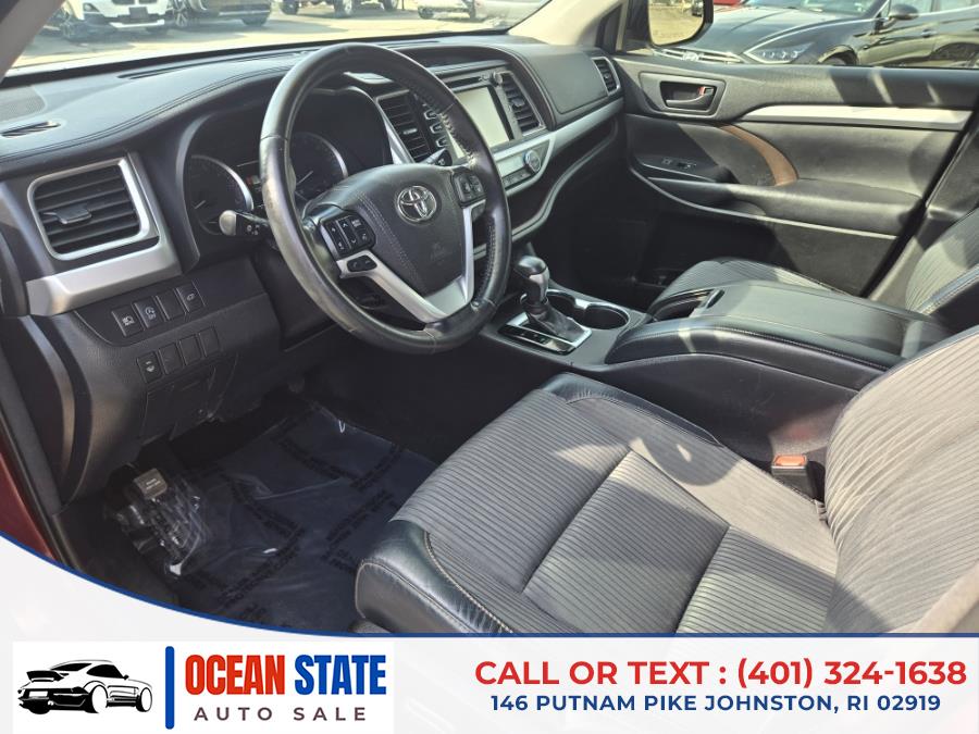 2018 Toyota Highlander LE V6 AWD (Natl) photo
