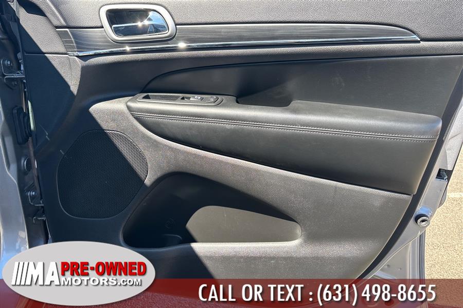 2019 Jeep Grand Cherokee Limited 4x4 photo