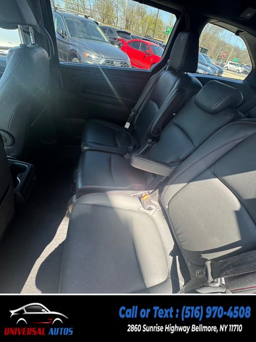 2023 Honda Odyssey Sport Auto photo
