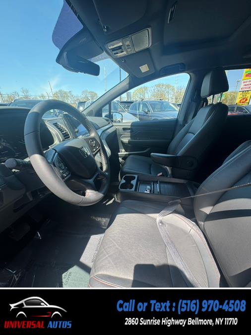 2023 Honda Odyssey Sport Auto photo
