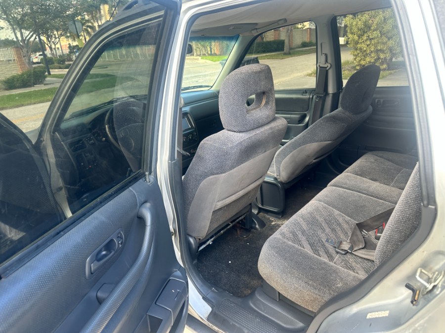 2001 Honda CR-V LX photo