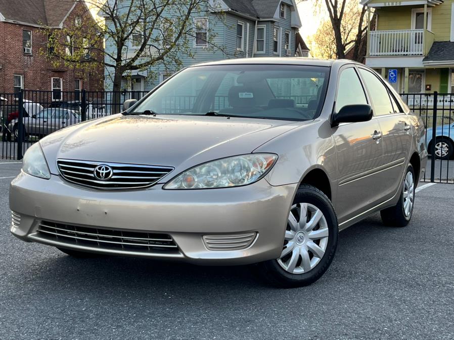 2006 Toyota Camry Standard photo