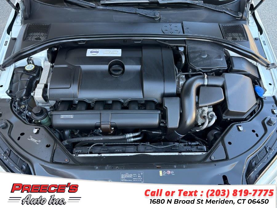 2013 Volvo XC70 3.2 photo