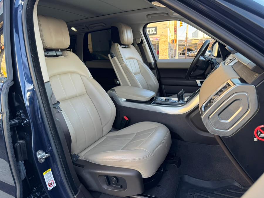 2019 Land Rover Range Rover Sport V6 Supercharged HSE *Ltd Avail photo