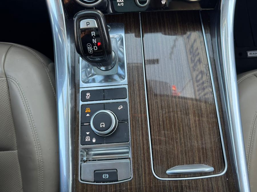 2019 Land Rover Range Rover Sport V6 Supercharged HSE *Ltd Avail photo