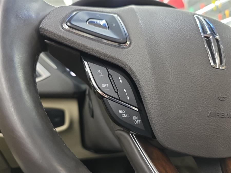 2015 Lincoln MKZ 4dr Sdn FWD photo