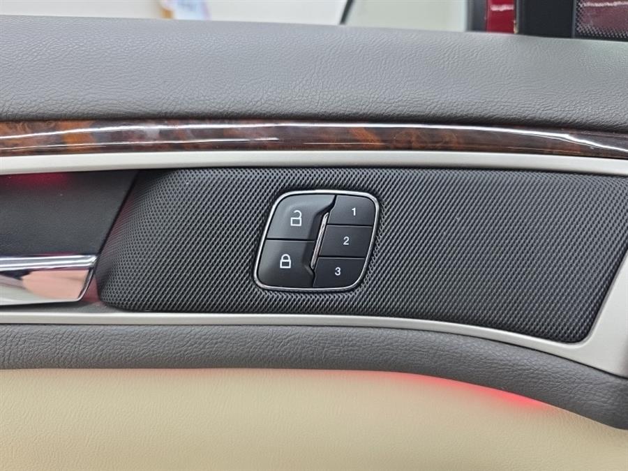 2015 Lincoln MKZ 4dr Sdn FWD photo