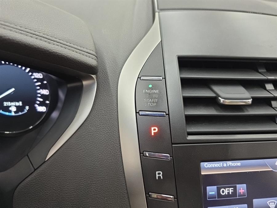 2015 Lincoln MKZ 4dr Sdn FWD photo