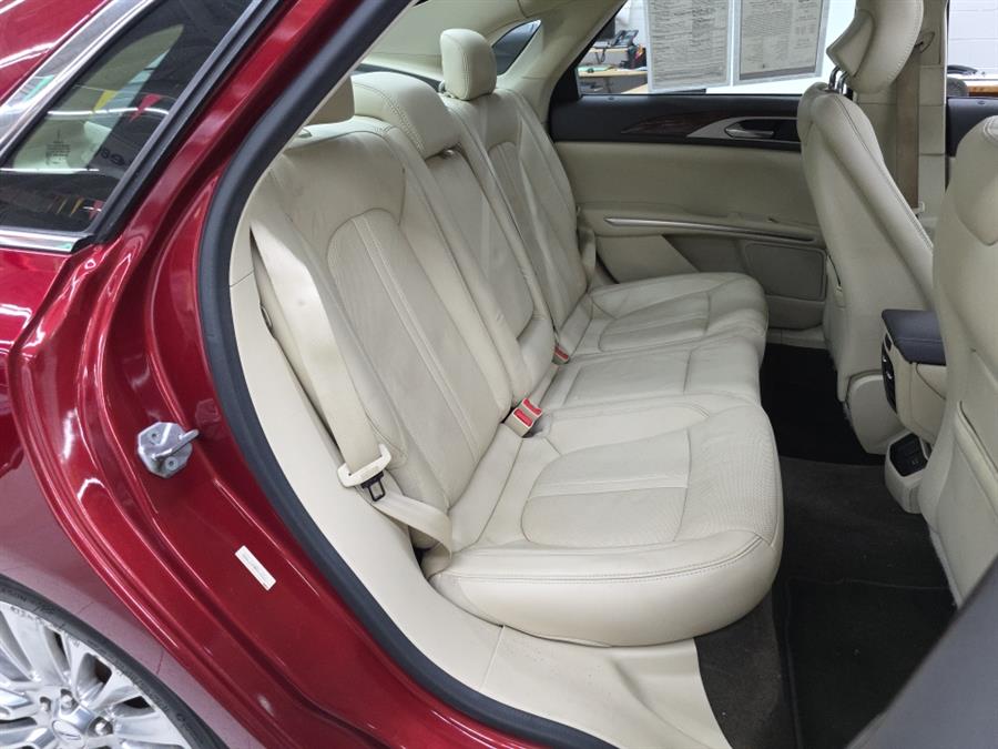2015 Lincoln MKZ 4dr Sdn FWD photo