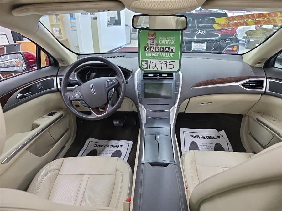 2015 Lincoln MKZ 4dr Sdn FWD photo
