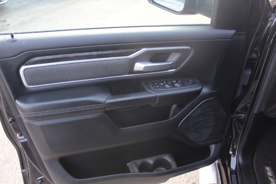 2019 RAM 1500 Big Horn/Lone Star 4x4 Crew Ca photo