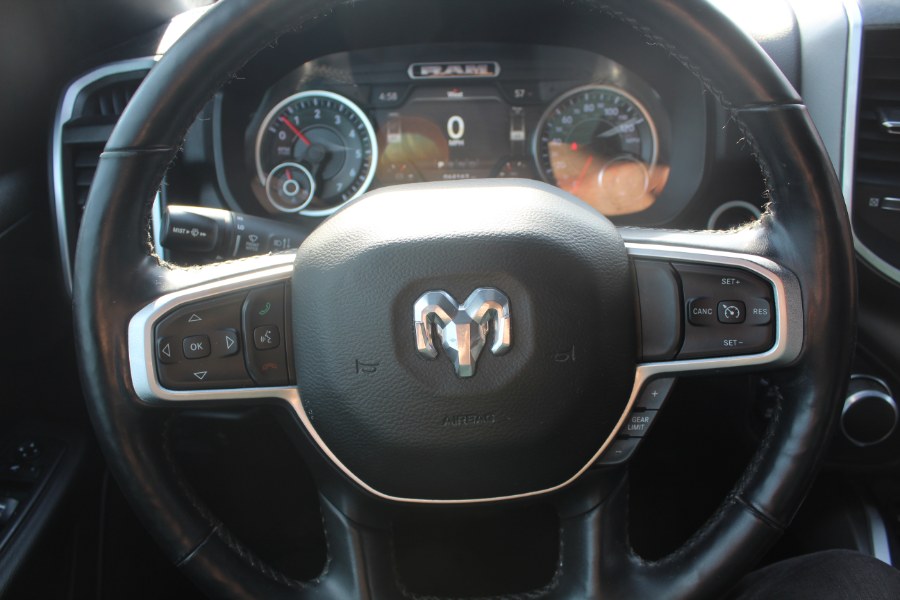 2019 RAM 1500 Big Horn/Lone Star 4x4 Crew Ca photo