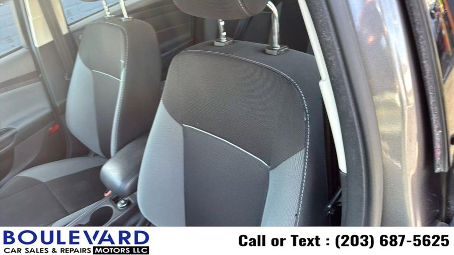 2012 Ford Focus SE photo