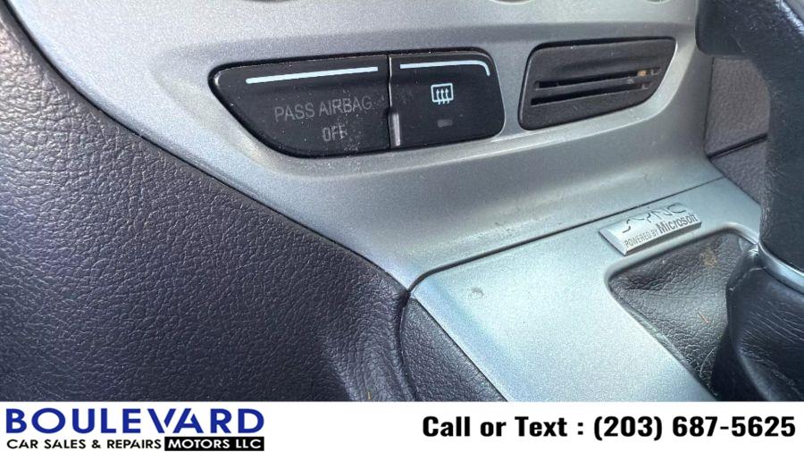 2012 Ford Focus SE photo