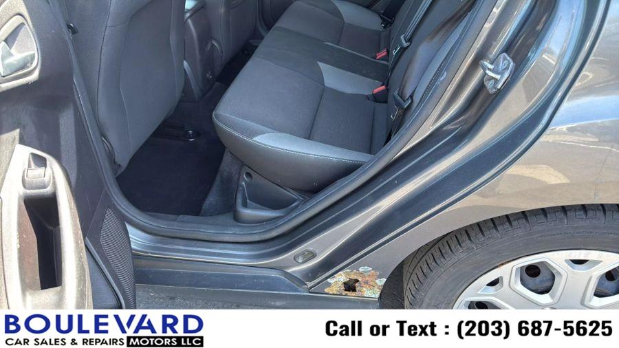 2012 Ford Focus SE photo