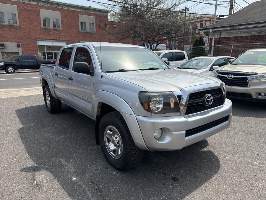 2011 Toyota Tacoma V6 photo
