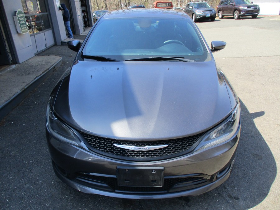 2015 Chrysler 200 S photo