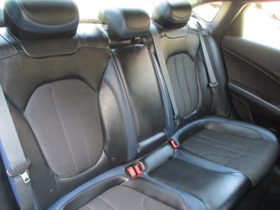 2015 Chrysler 200 S photo