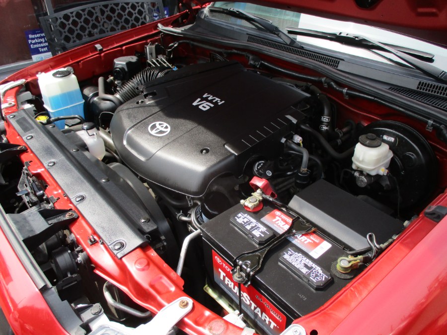 2013 Toyota Tacoma V6 photo