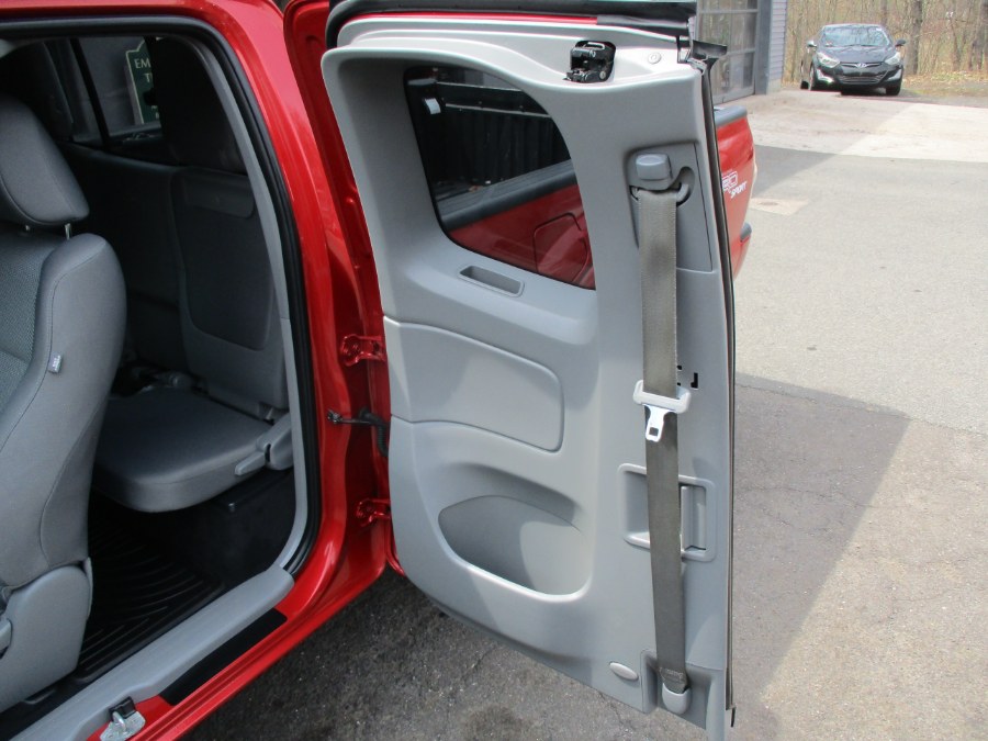 2013 Toyota Tacoma V6 photo