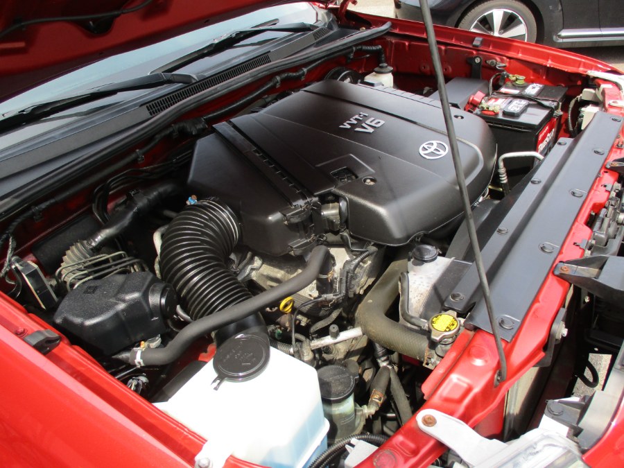 2013 Toyota Tacoma V6 photo