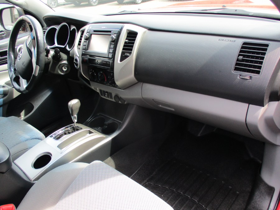 2013 Toyota Tacoma V6 photo