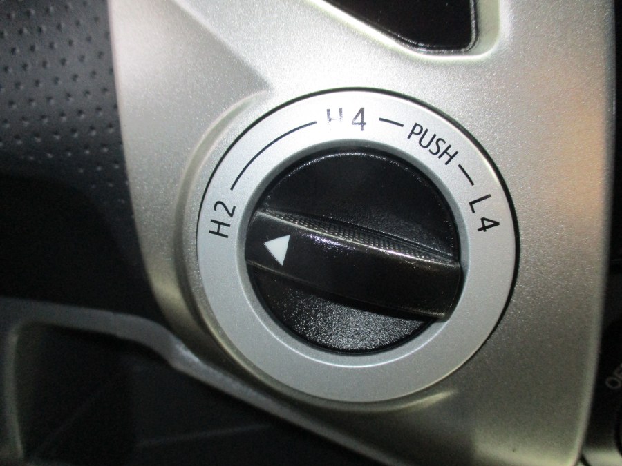 2013 Toyota Tacoma V6 photo