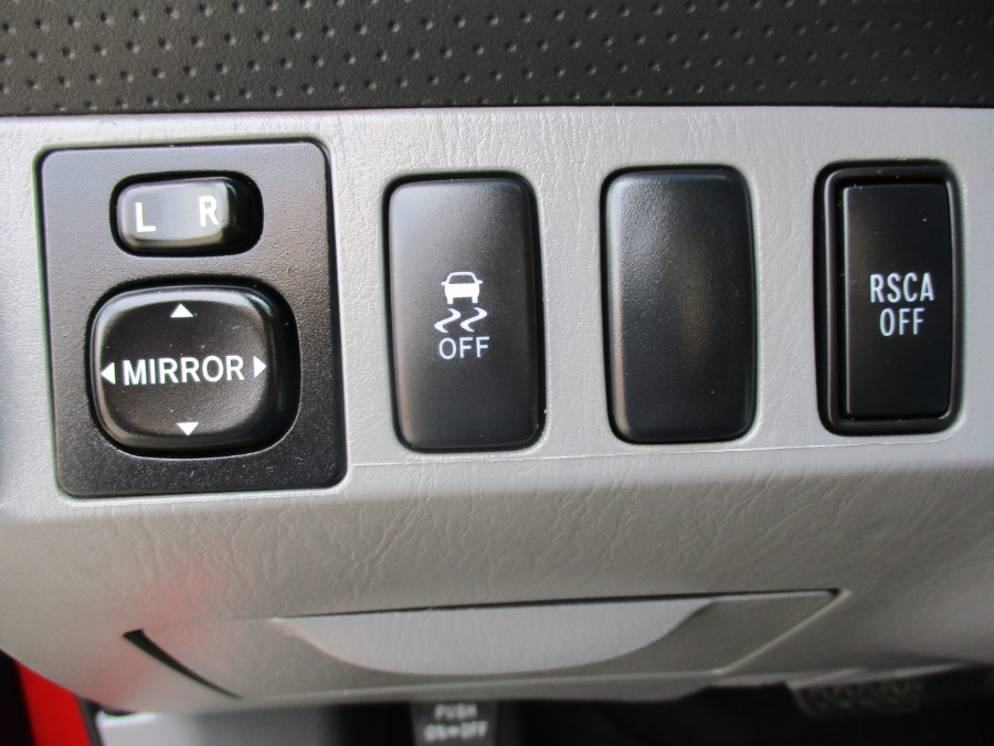 2013 Toyota Tacoma V6 photo