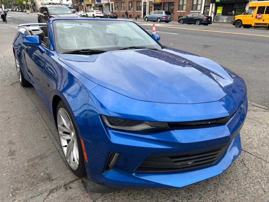 2017 Chevrolet Camaro 2dr Conv 1LT RS photo