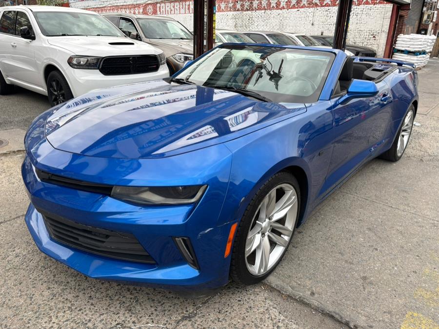2017 Chevrolet Camaro 2dr Conv 1LT RS photo