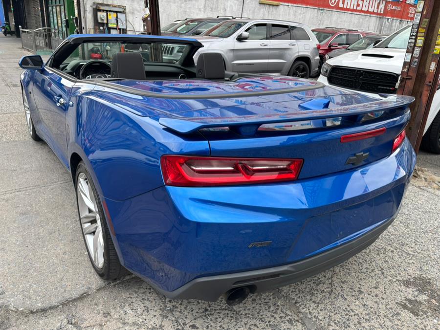 2017 Chevrolet Camaro 2dr Conv 1LT RS photo