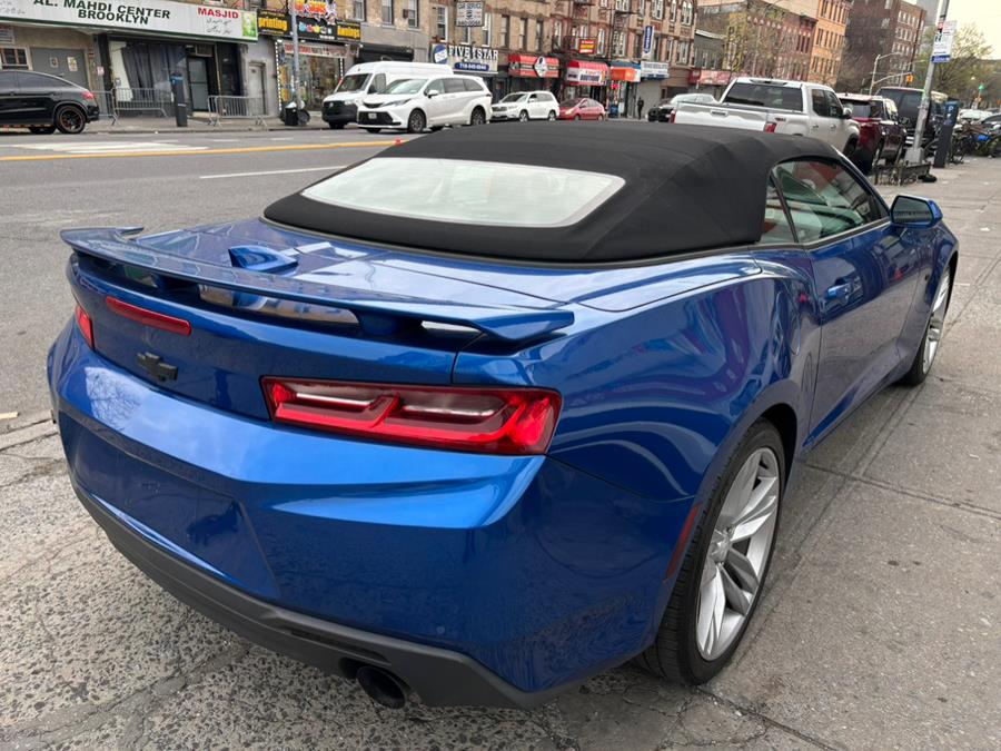 2017 Chevrolet Camaro 2dr Conv 1LT RS photo