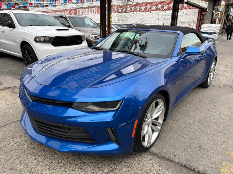 2017 Chevrolet Camaro 2dr Conv 1LT RS photo