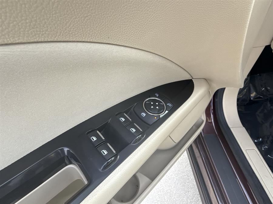 2013 Ford Fusion SE photo