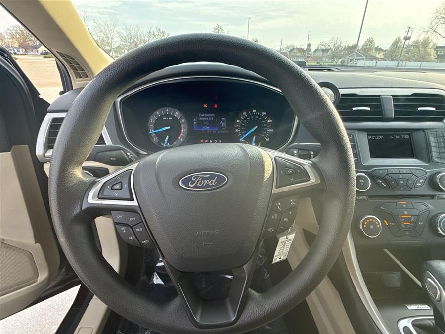 2013 Ford Fusion SE photo