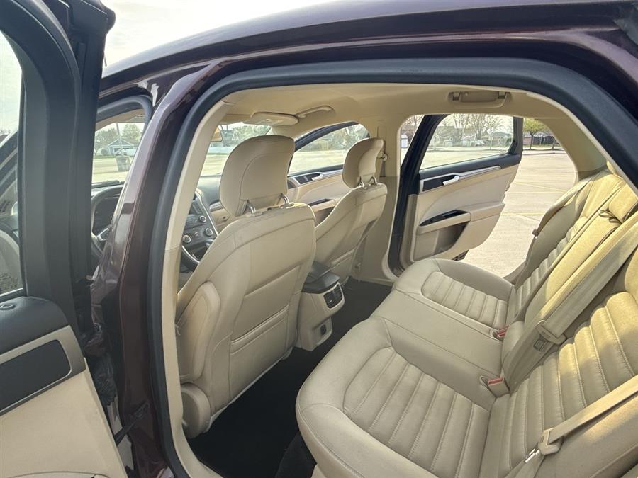 2013 Ford Fusion SE photo