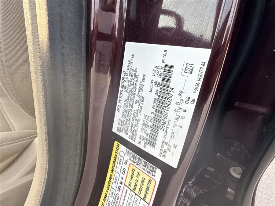 2013 Ford Fusion SE photo