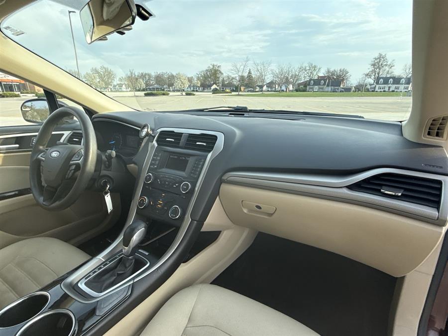 2013 Ford Fusion SE photo