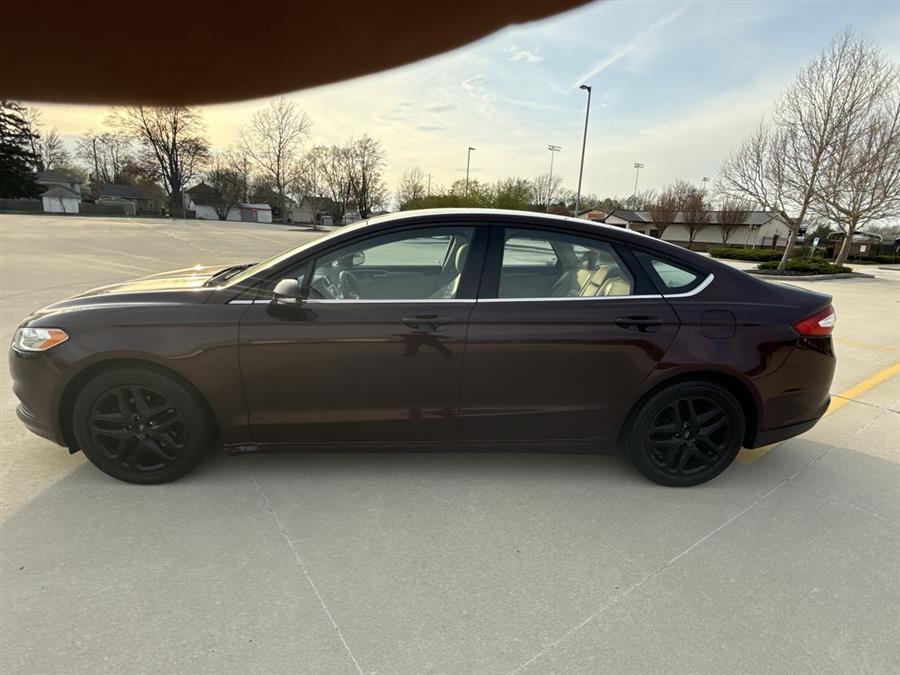 2013 Ford Fusion SE photo