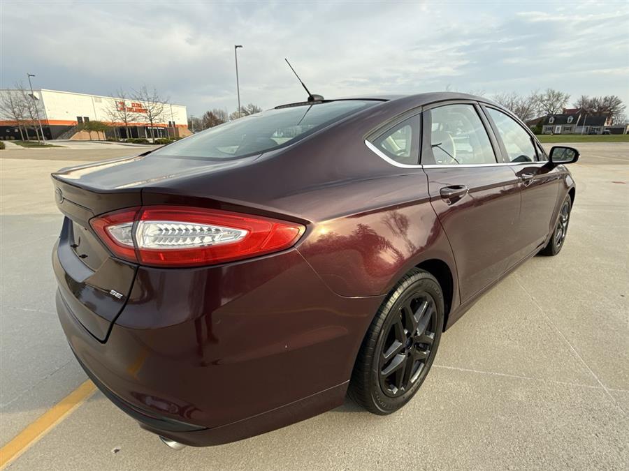 2013 Ford Fusion SE photo