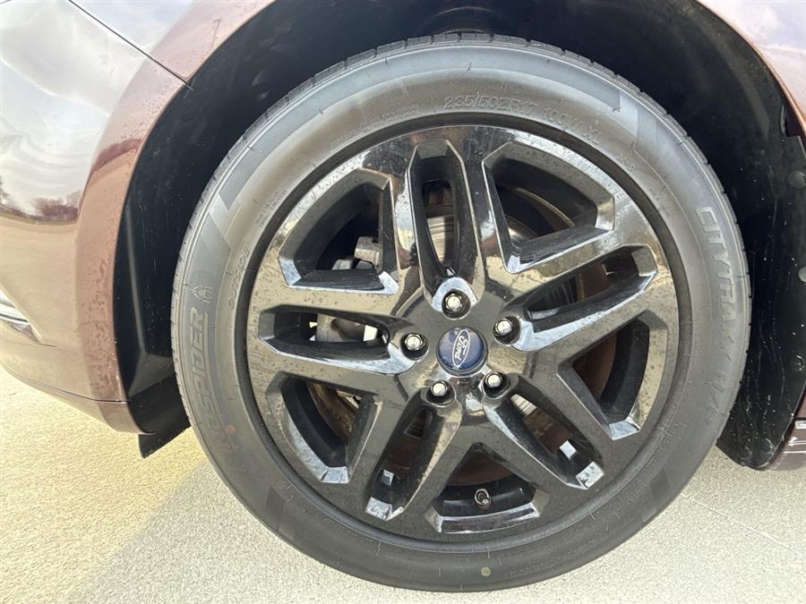 2013 Ford Fusion SE photo