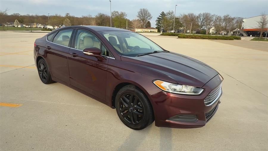 2013 Ford Fusion SE photo
