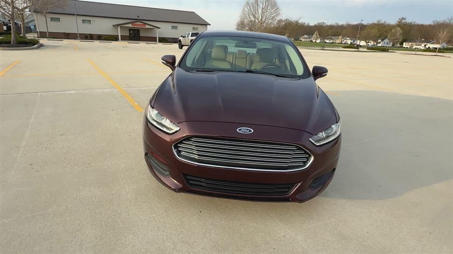 2013 Ford Fusion SE photo