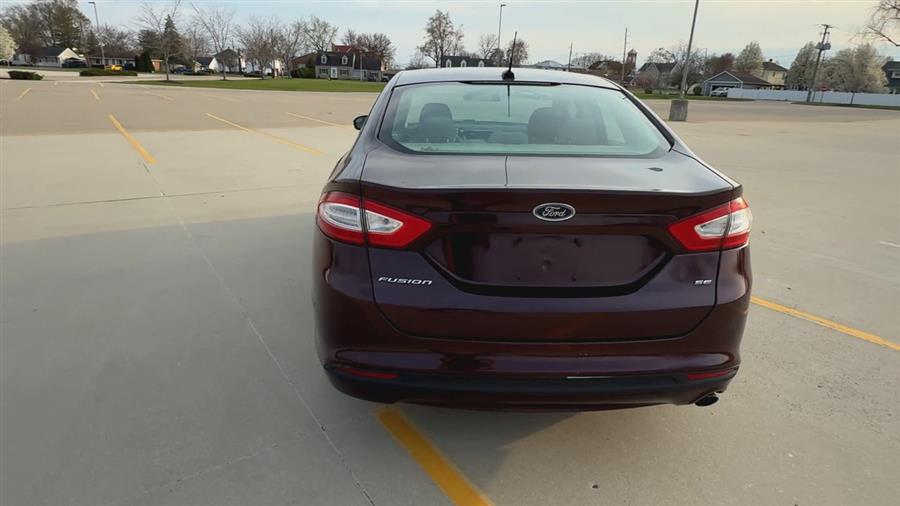 2013 Ford Fusion SE photo